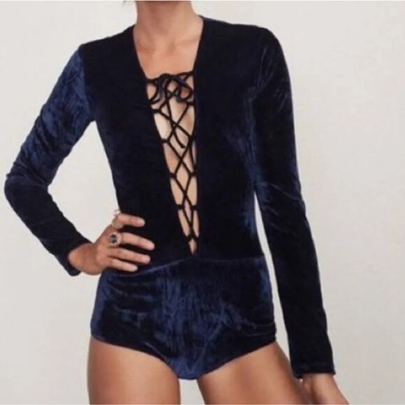 Reformation XL Avalon Bodysuit in Blue Velvet NWT - Picture 1 of 8